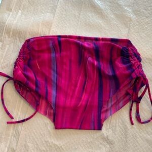 Great condition! Perfect for yoga/swimming